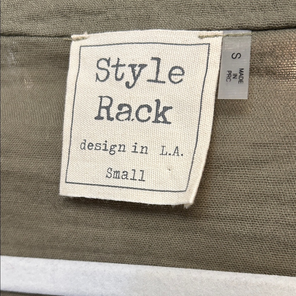 Style Rack Sage Green Textured Top - Picture 2 of 8